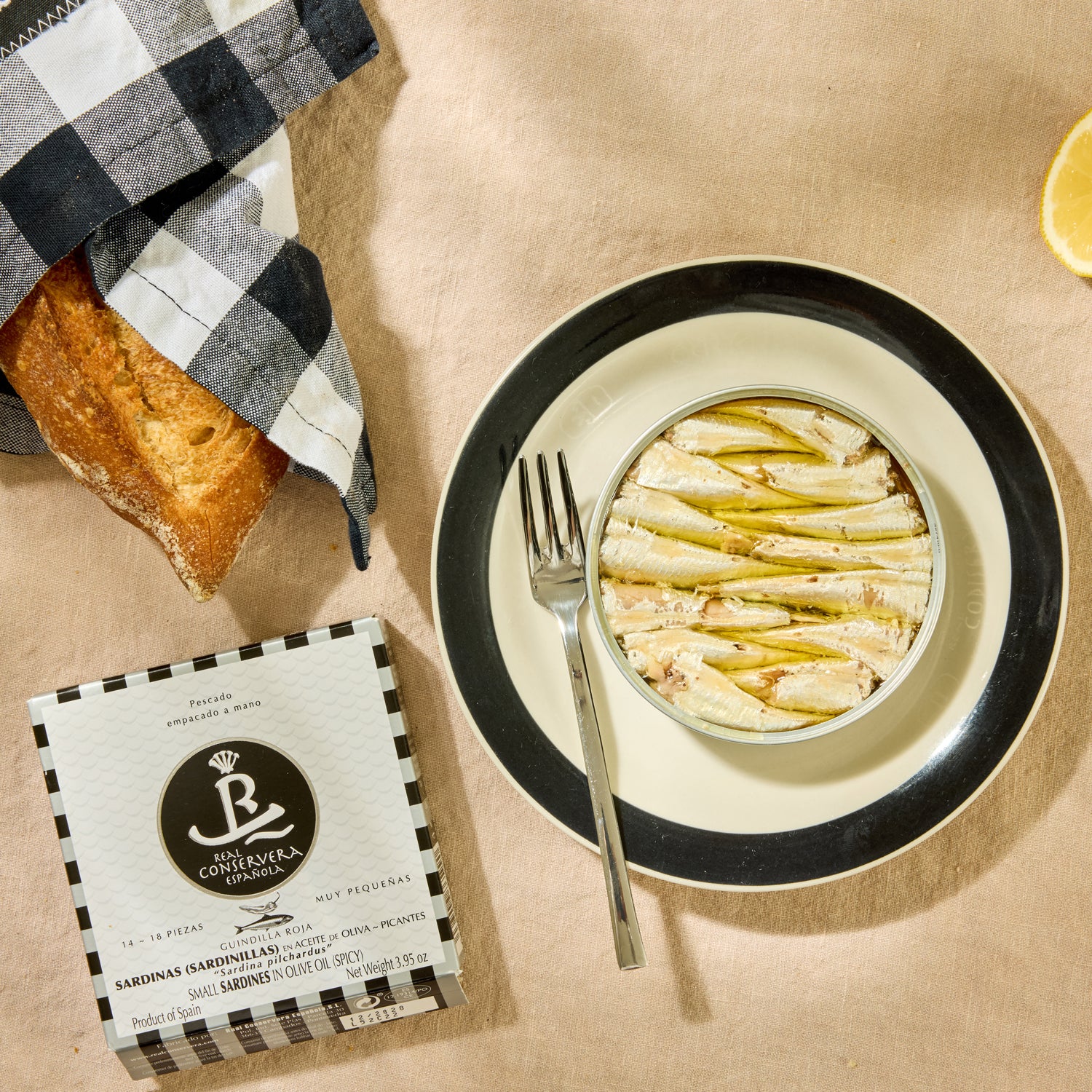 Real Conservera Española Small Sardines in Spicy Olive Oil 10/14 - Image 2